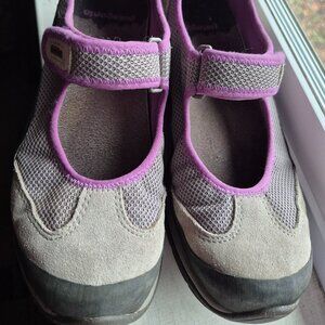 Patagonia Kenosha Burlap Womens size 7.5 Mary Jane Hiking Purple Khaki